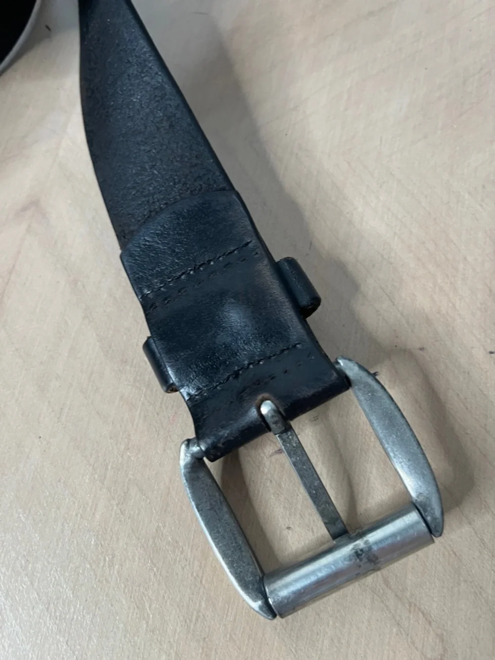 Classic Black Leather Men's Belt Silver Tone Roll Buckle Size 38 Durable